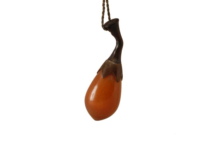 TOGGLE CARNELIAN GOURD by 