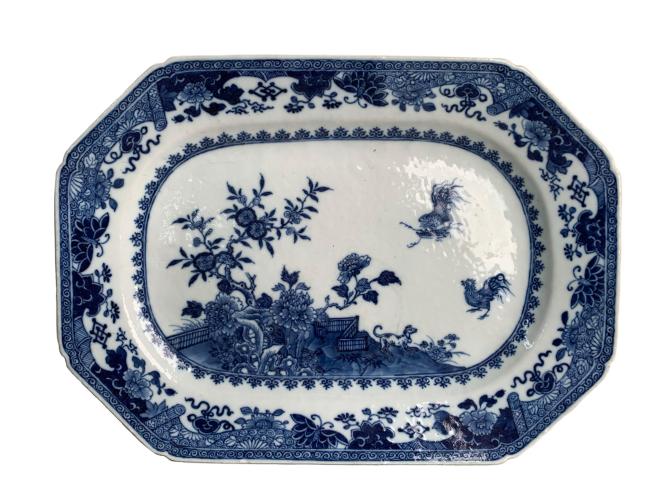 CHINESE BLUE AND WHITE SMALL 8 SIDED PLATTER by 
